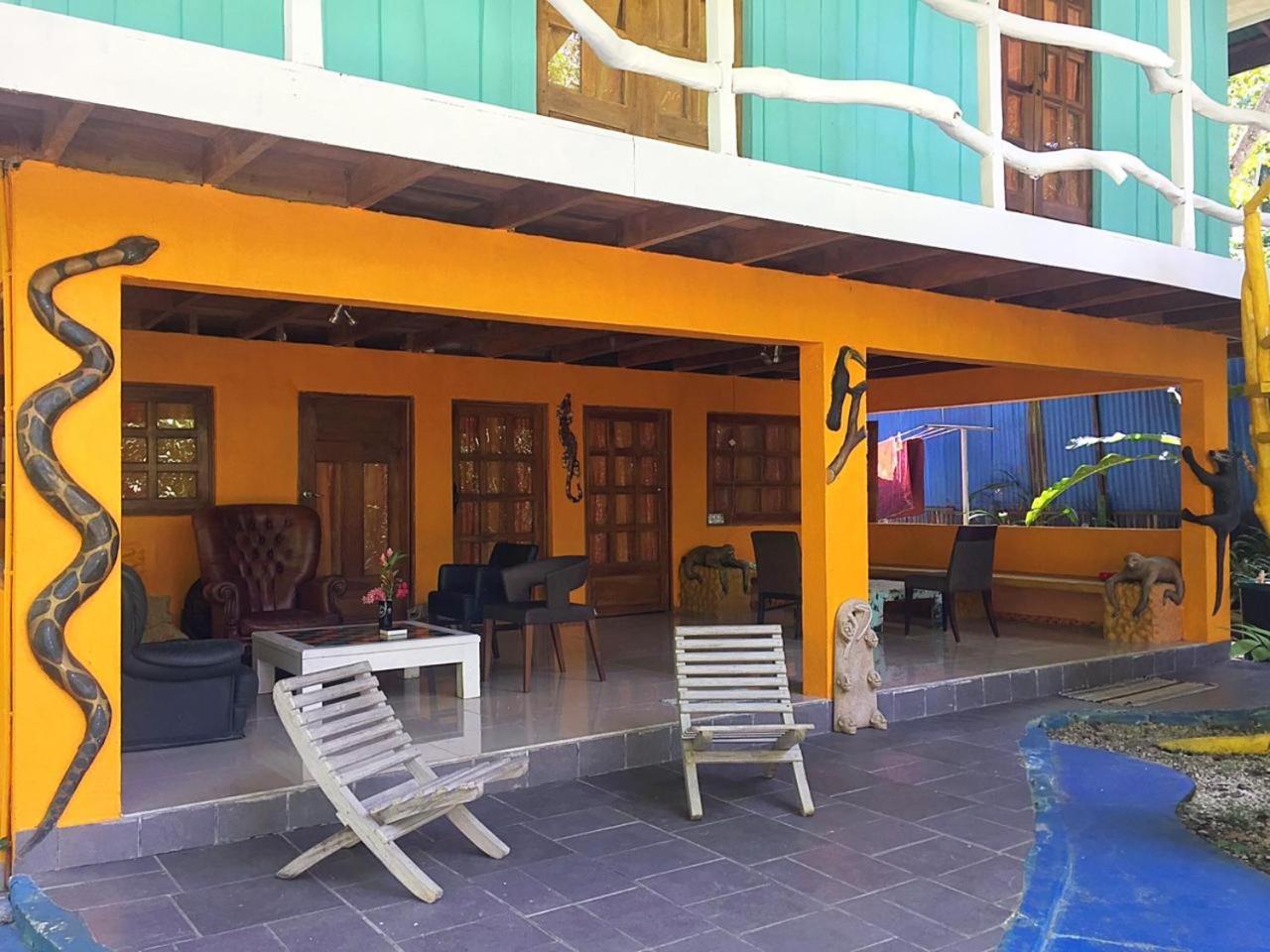 Madre Selva Hostel Puerto Viejo de Talamanca Exterior foto